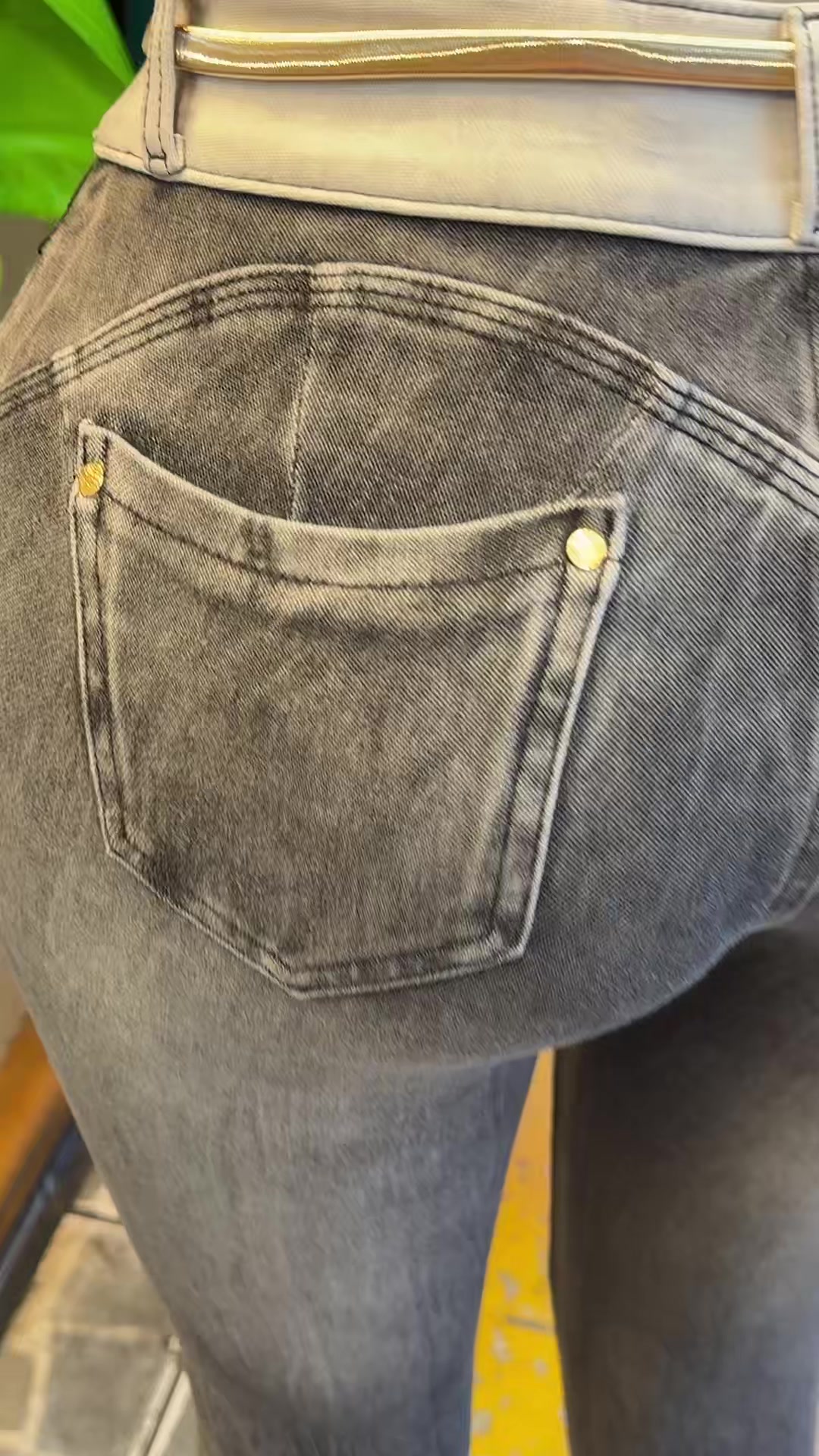 @APRETADITAS JEANS