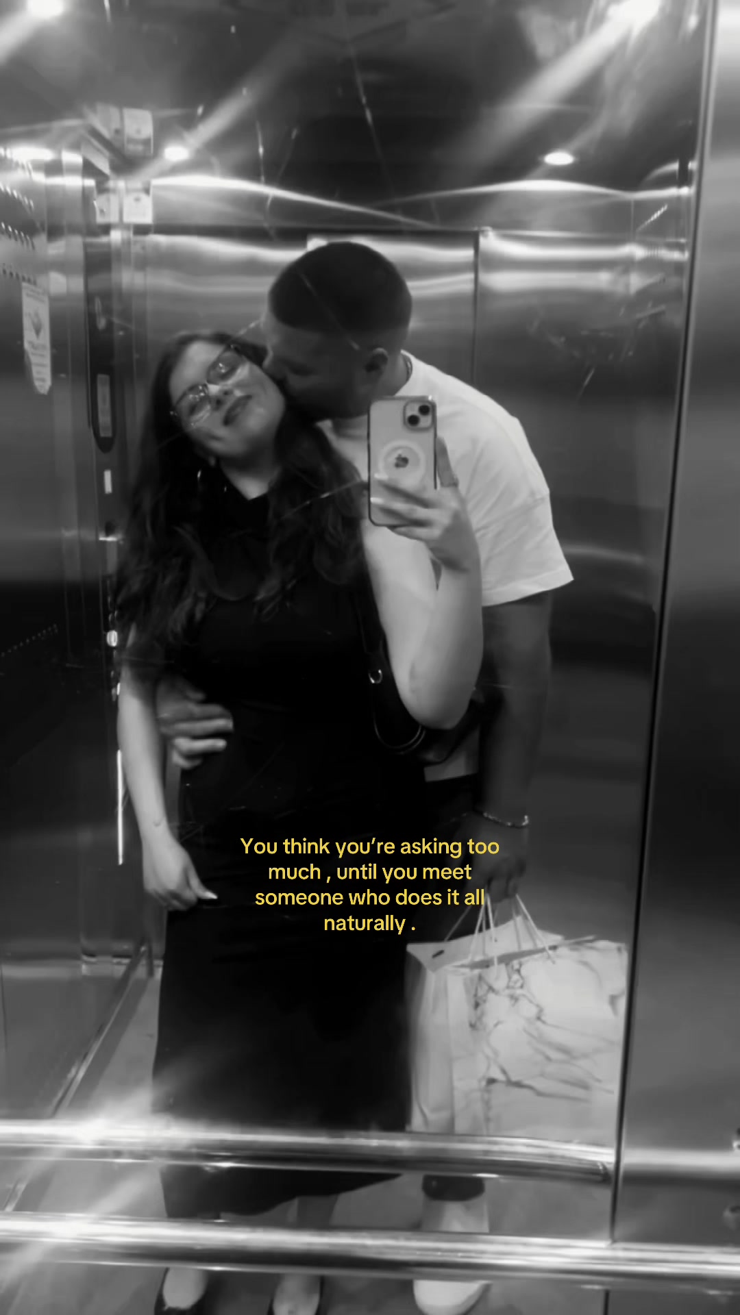 @💋