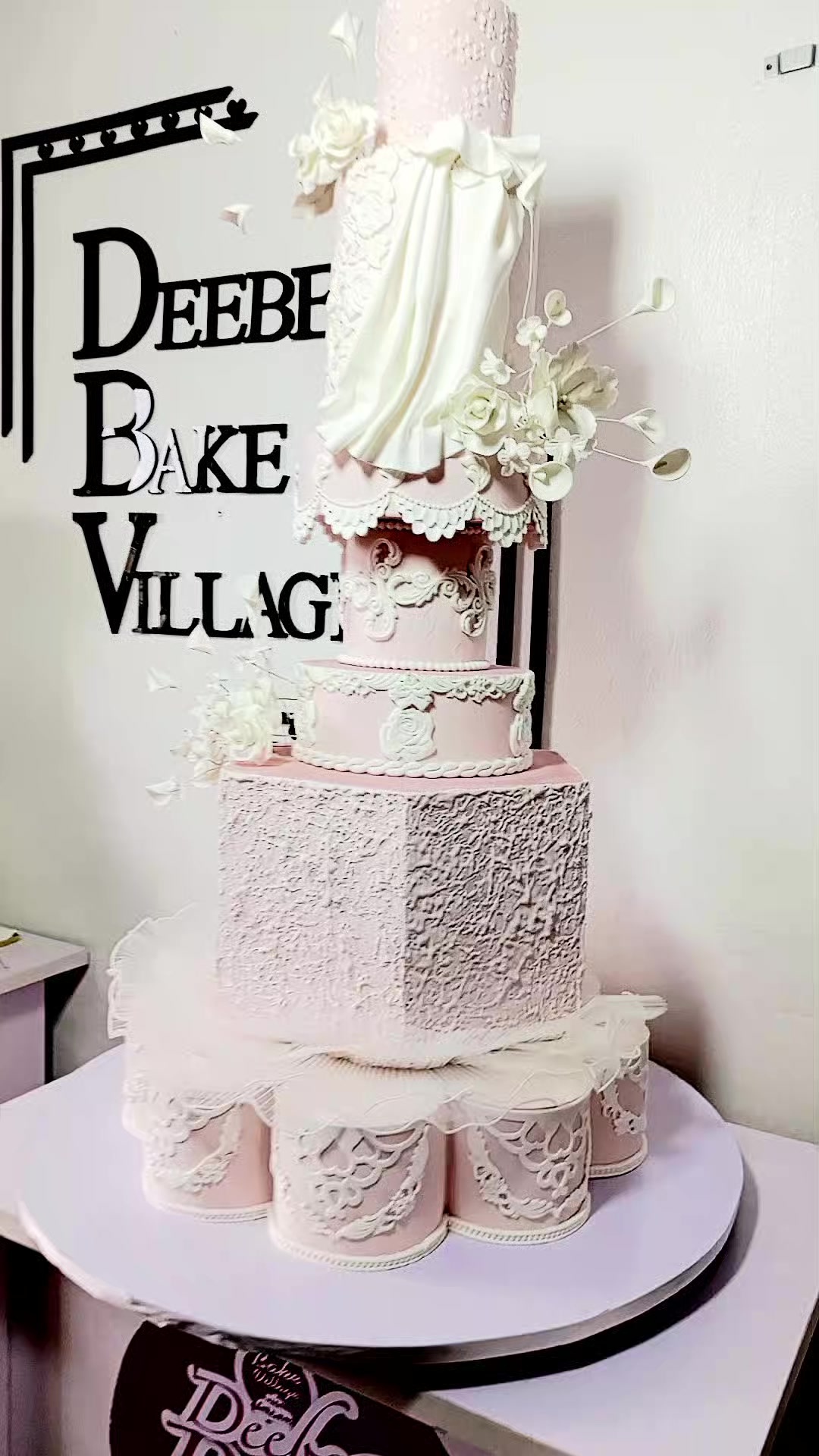 @Baking Academy in Ipaja/DeeBee