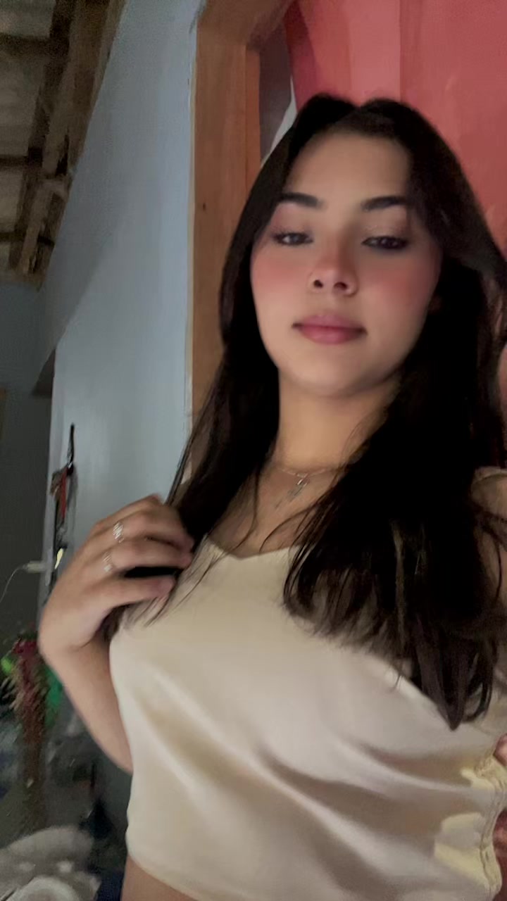 @julia_fanti_oficial_