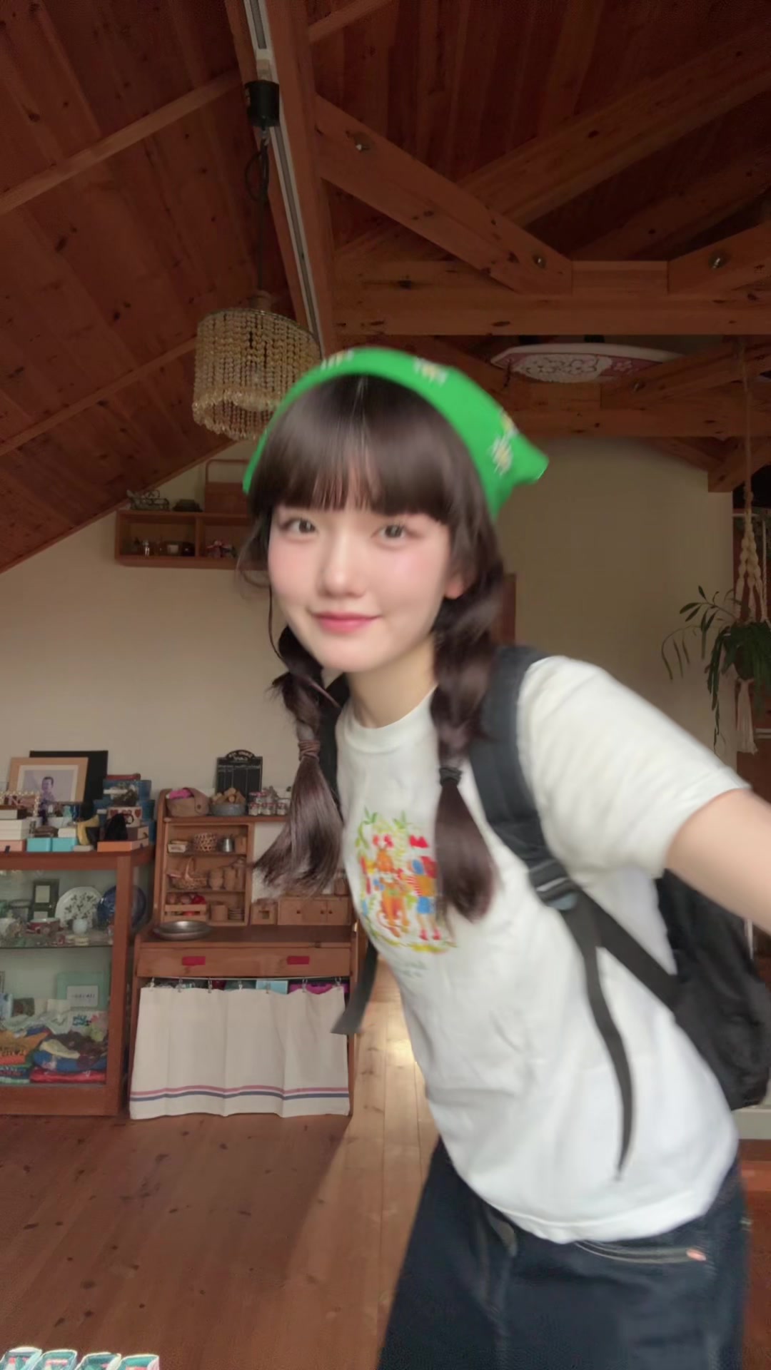 @シュウ