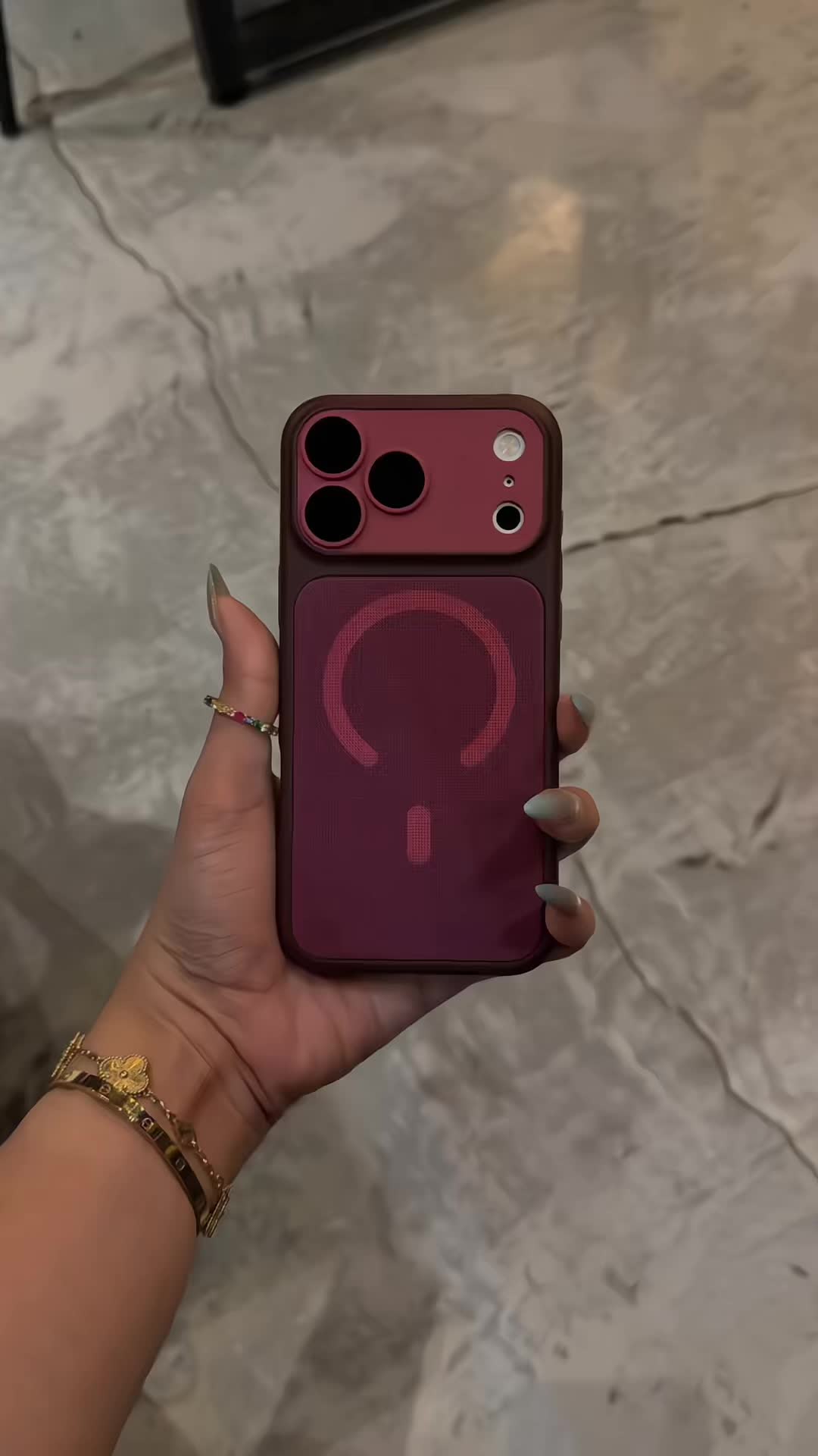 @𝑴𝑨𝑹𝑳𝑺 & 𝑪𝑶.