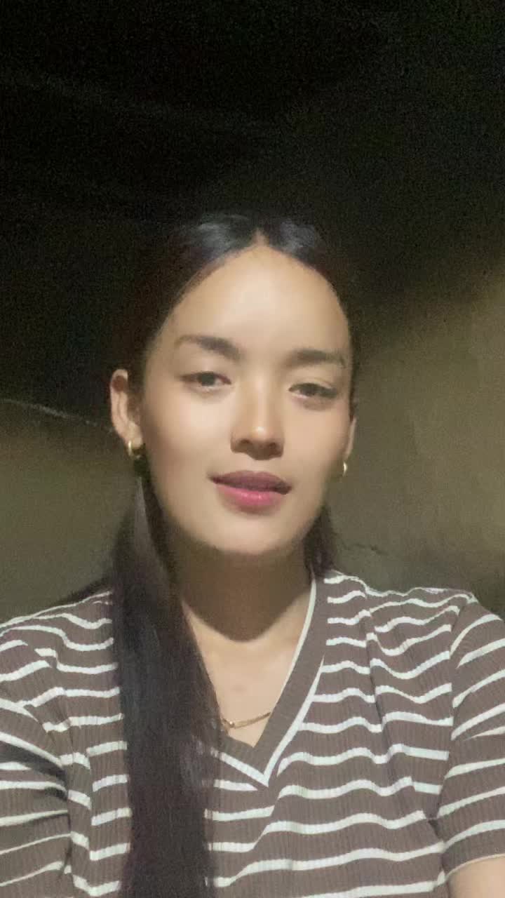 @रिना खुलल गुरुङ
