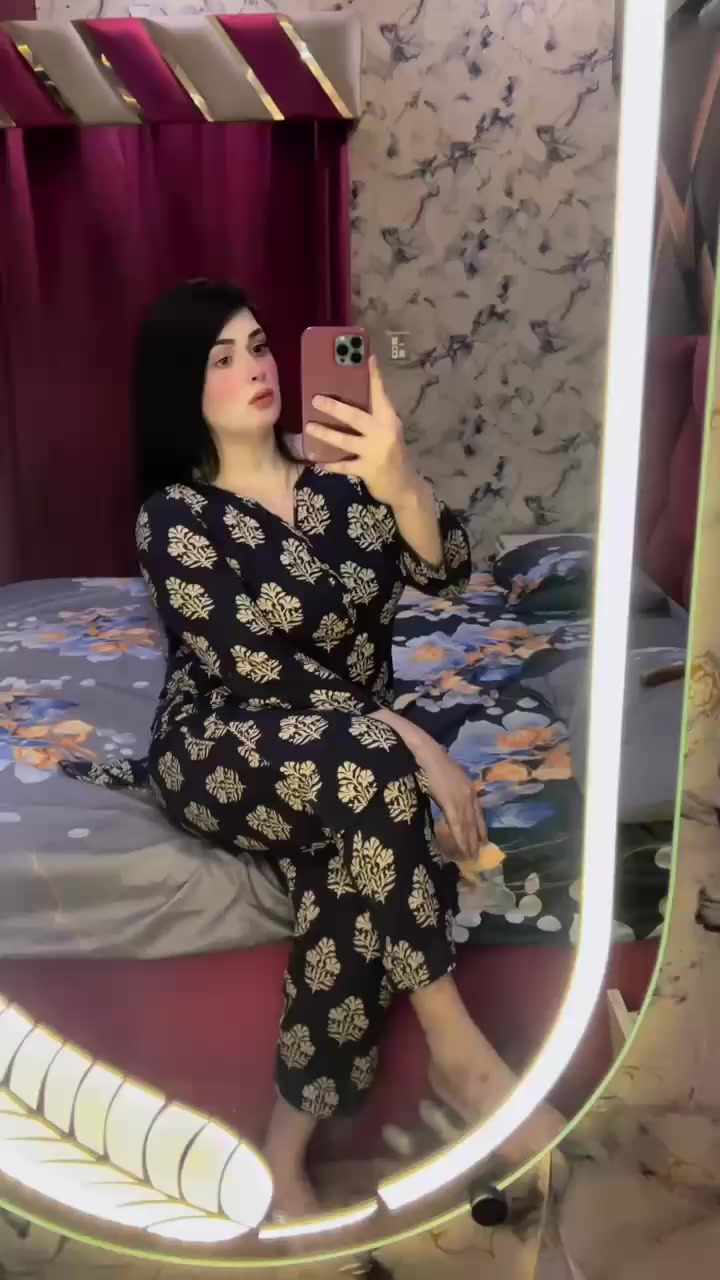 @Alizay_shah