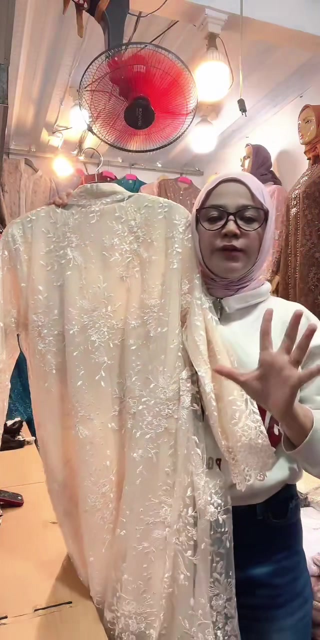 @D2store