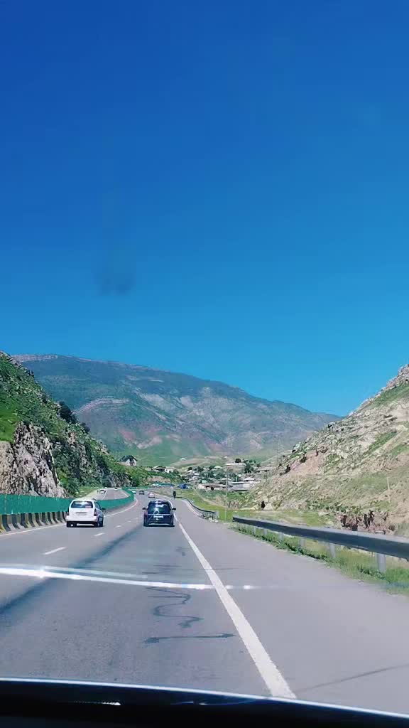 @М.  Е. Р. С