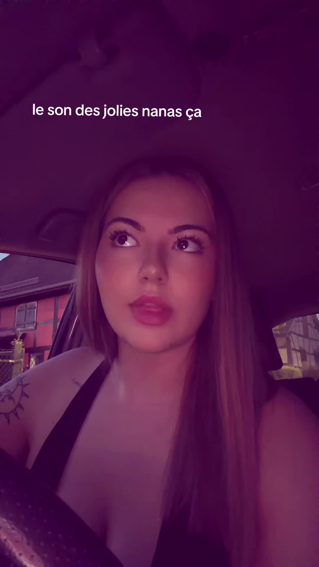 @𝓎𝑜𝓊𝓃𝑔 𝓇𝒾𝒸𝒽 𝓂𝒶𝓂𝒾🍇