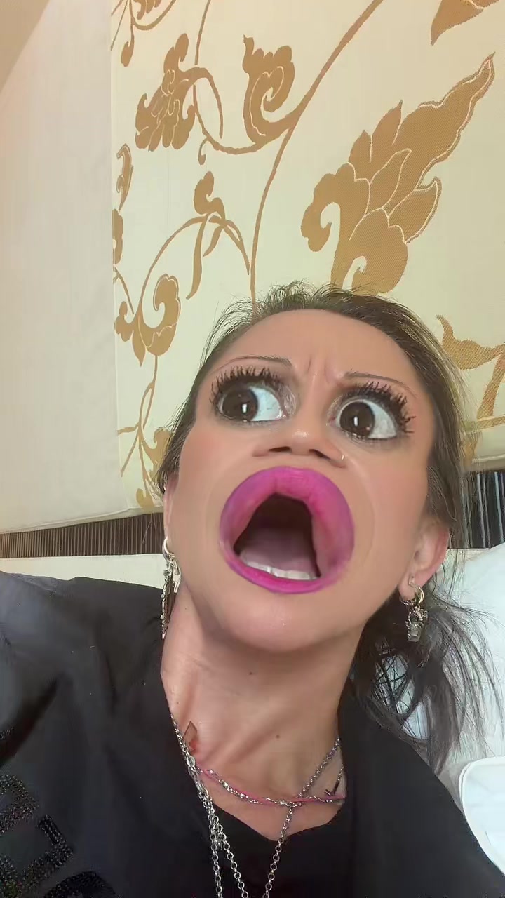 @MIRELLA-ZOE