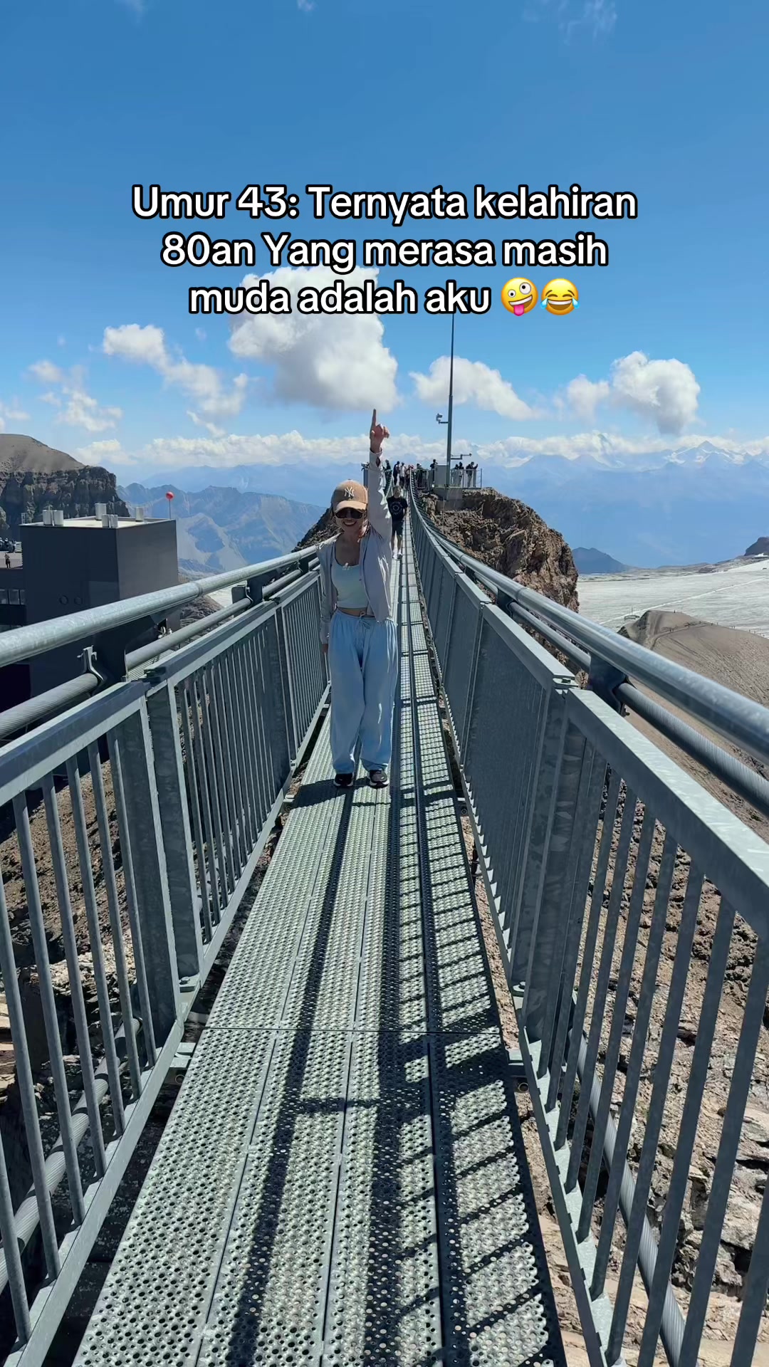 @Thasyah🇨🇭F’I.M