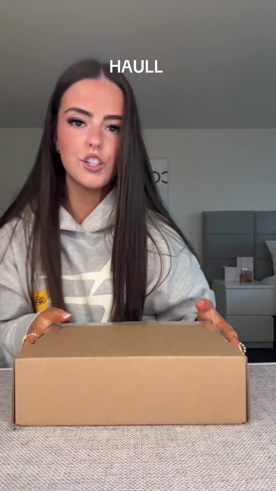 @JEMMA MOSCHINI