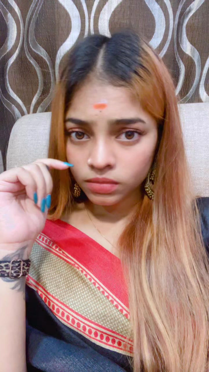 @Jenishaa._