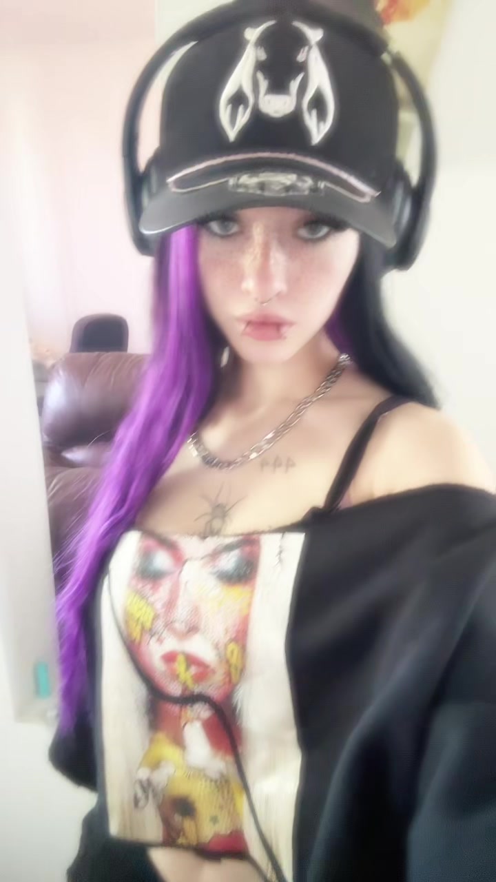 @𝓛𝓪𝓾𝓻𝓮𝓷𝓬𝓮🕷️