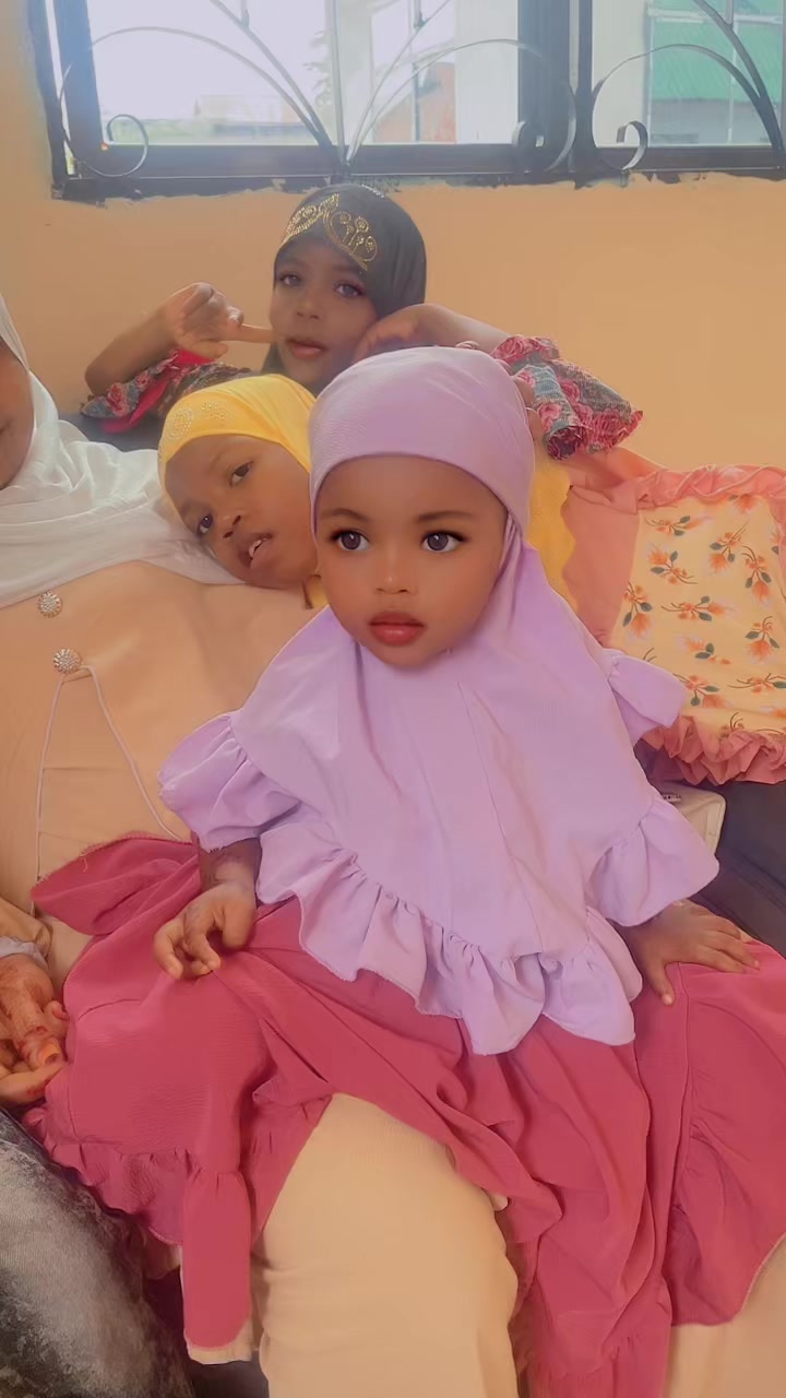 @Ummy &mairah