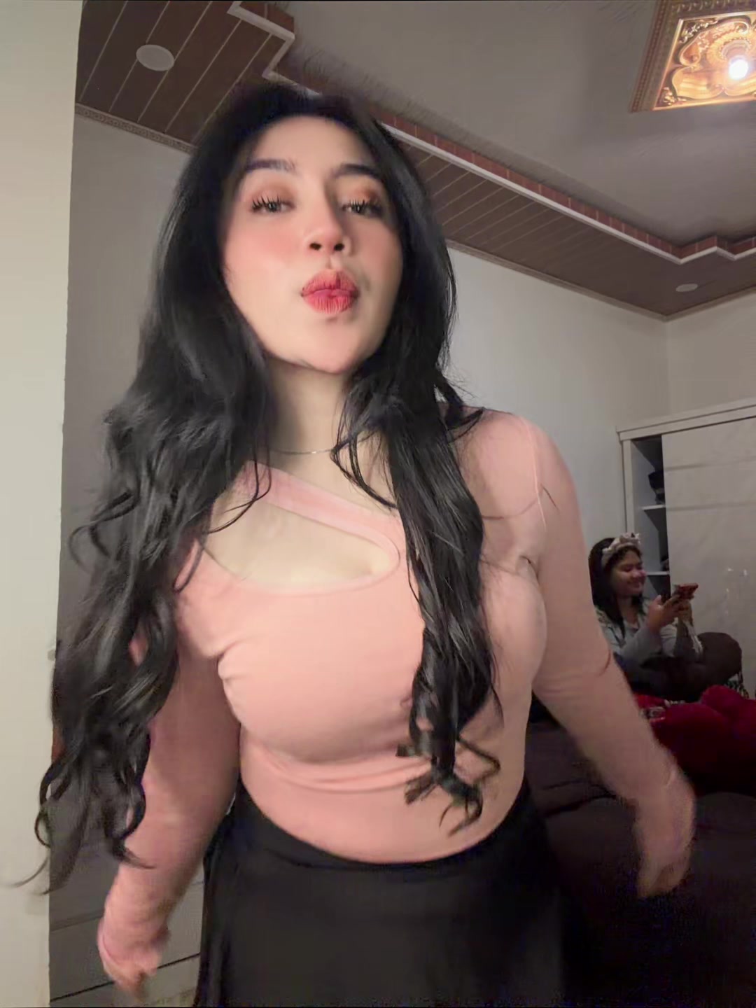 @Haayiiduniaaaaa