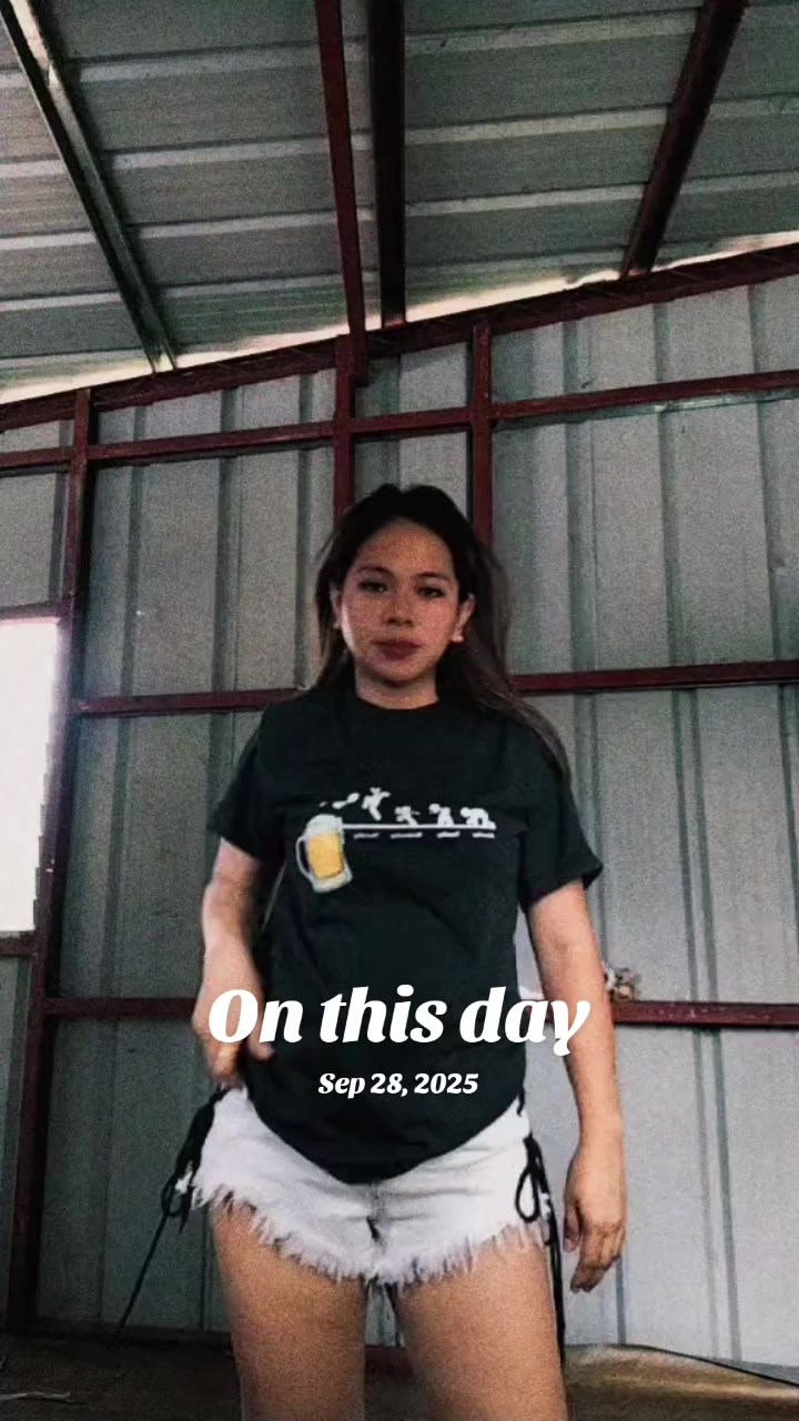 @justcallmeTELLY 🩵