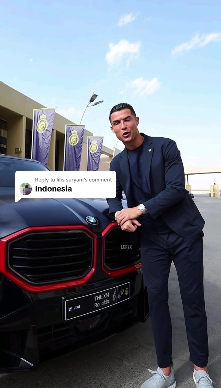 @Cr7 world