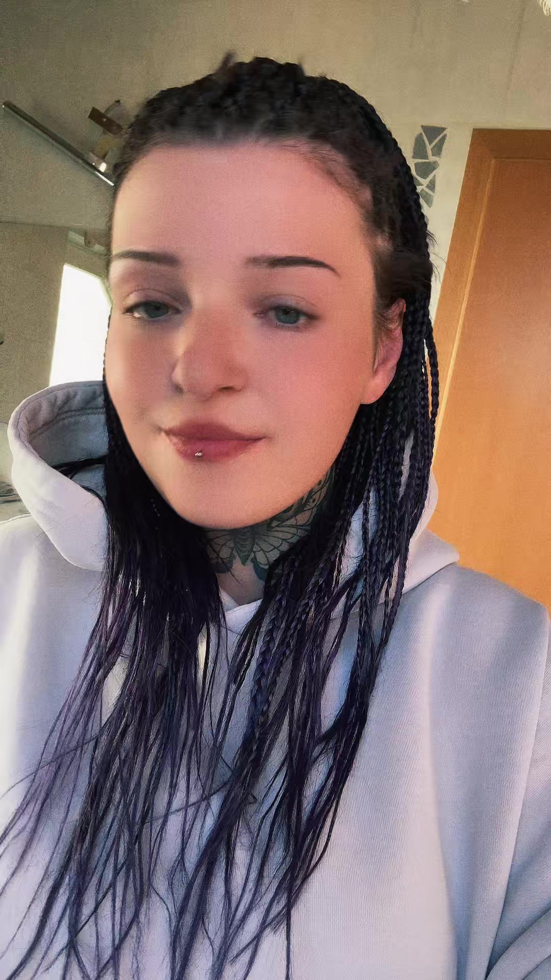 @𝒱𝒾𝓋𝒾69🖤
