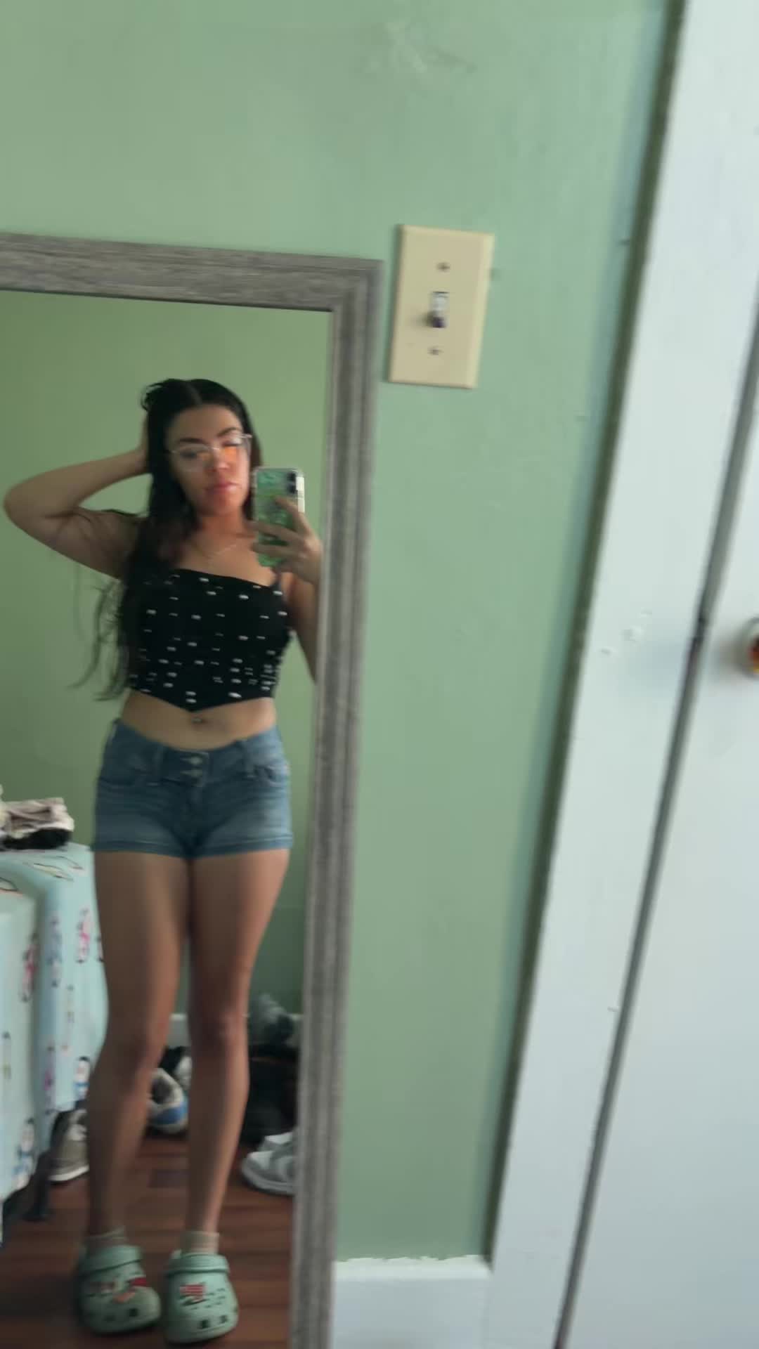 @yadirabrownnn