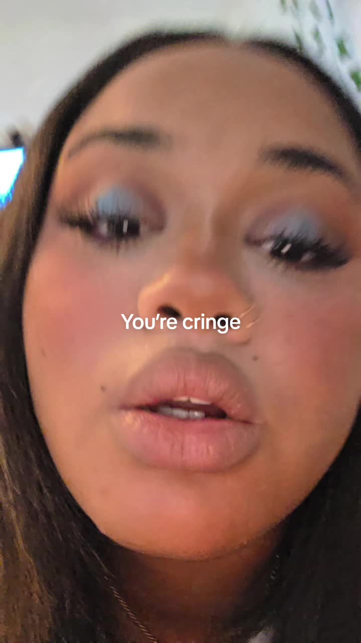 @Ayoko