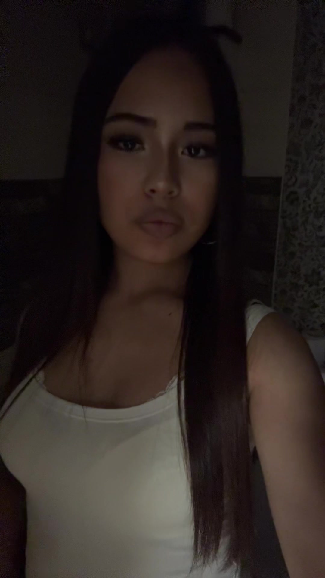 @dinacamon
