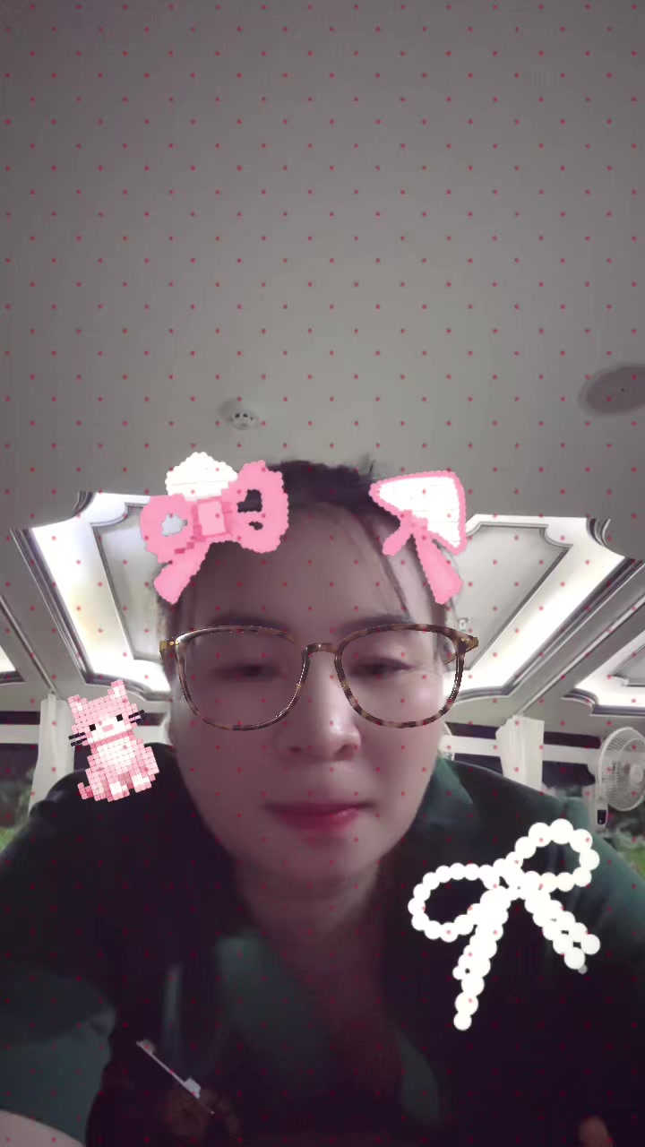 @Giang H&agrave; Thị
