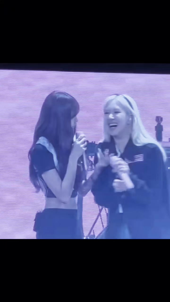 @♡☆𝐉𝐉𝐋𝐑☆♡☆♡☆𝐁𝐋𝐈𝐍𝐊☆♡