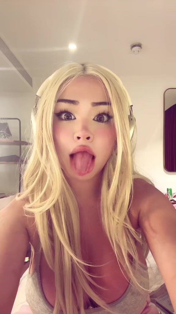 @PoetryBarbie
