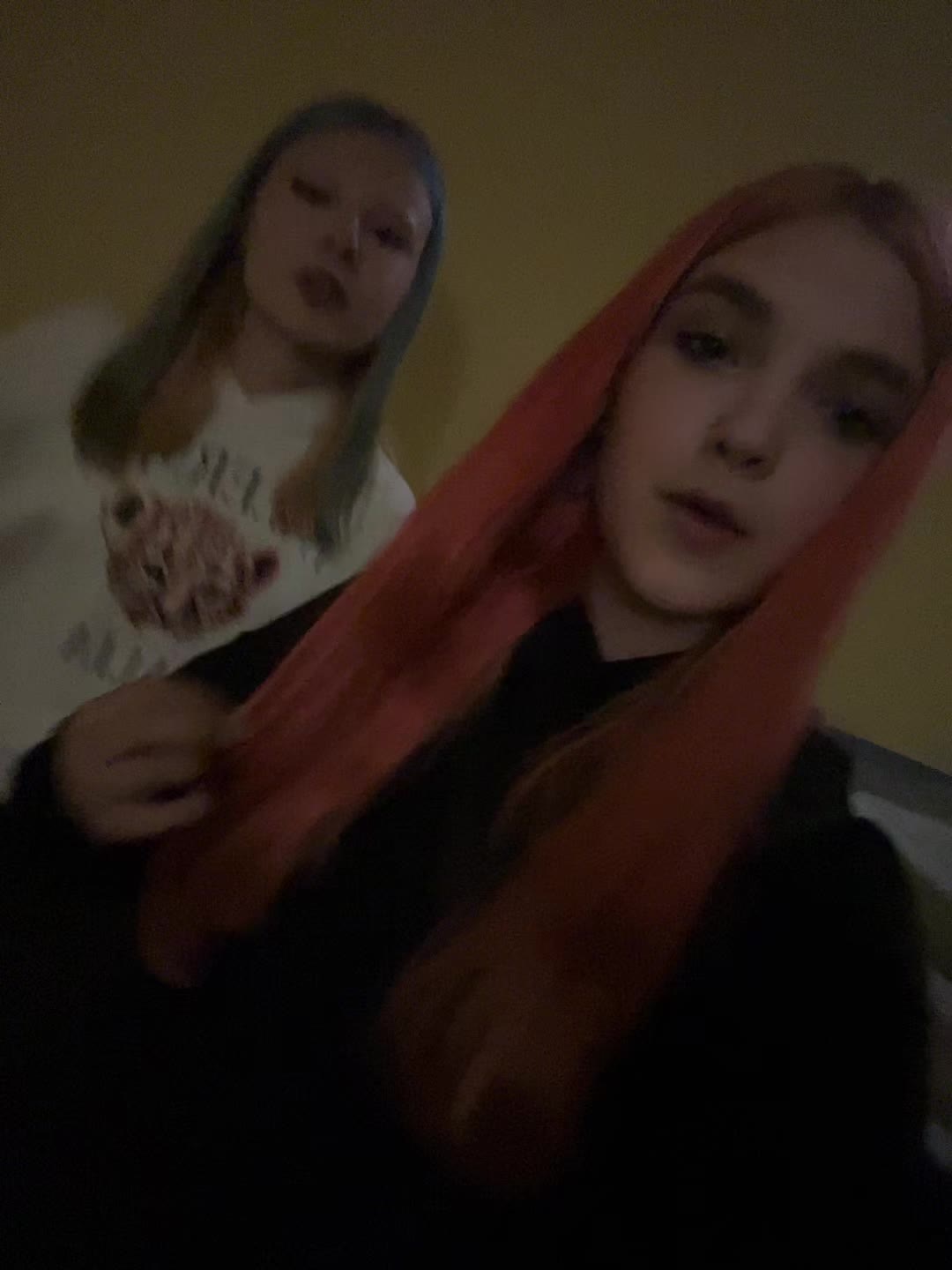 @Элька карамелька💋🍭