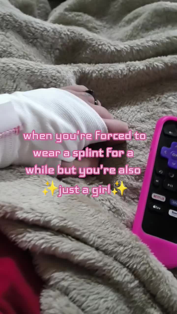 @canijustcolorinthecorner