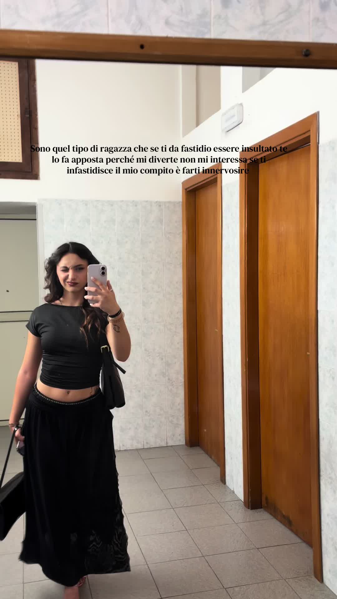 @𝔰𝔦𝔯𝔦𝔞_𝔪𝔞𝔫𝔬𝔩𝔦