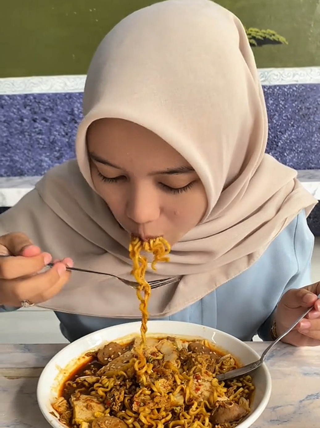 @rosaasintya
