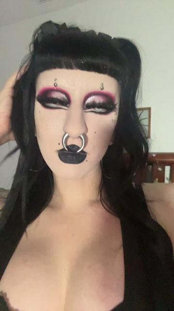 @Duvessa🔪🩸💋