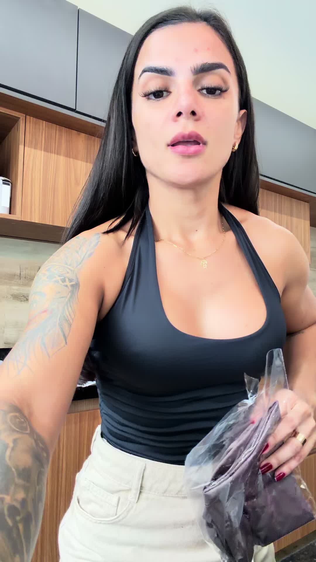 @Karina Souza