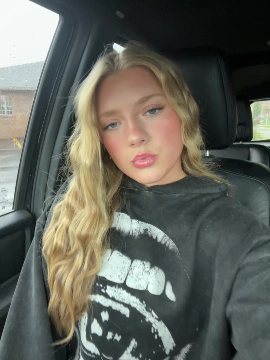 @Madi b