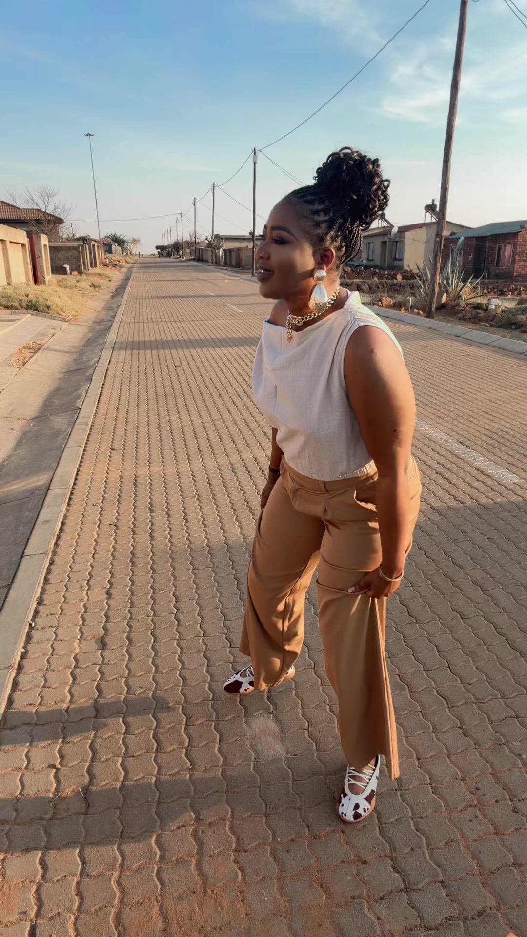 @kholomalele