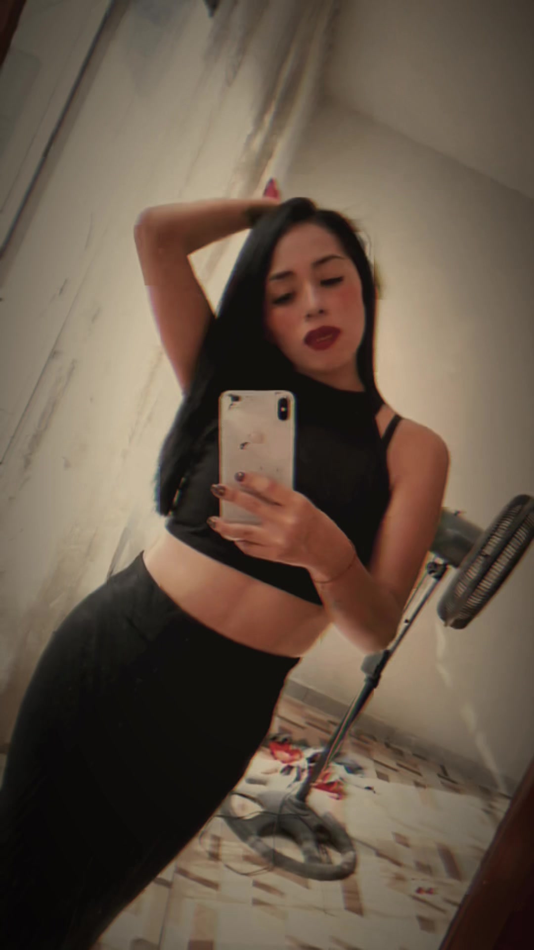 @EstefanyAquije
