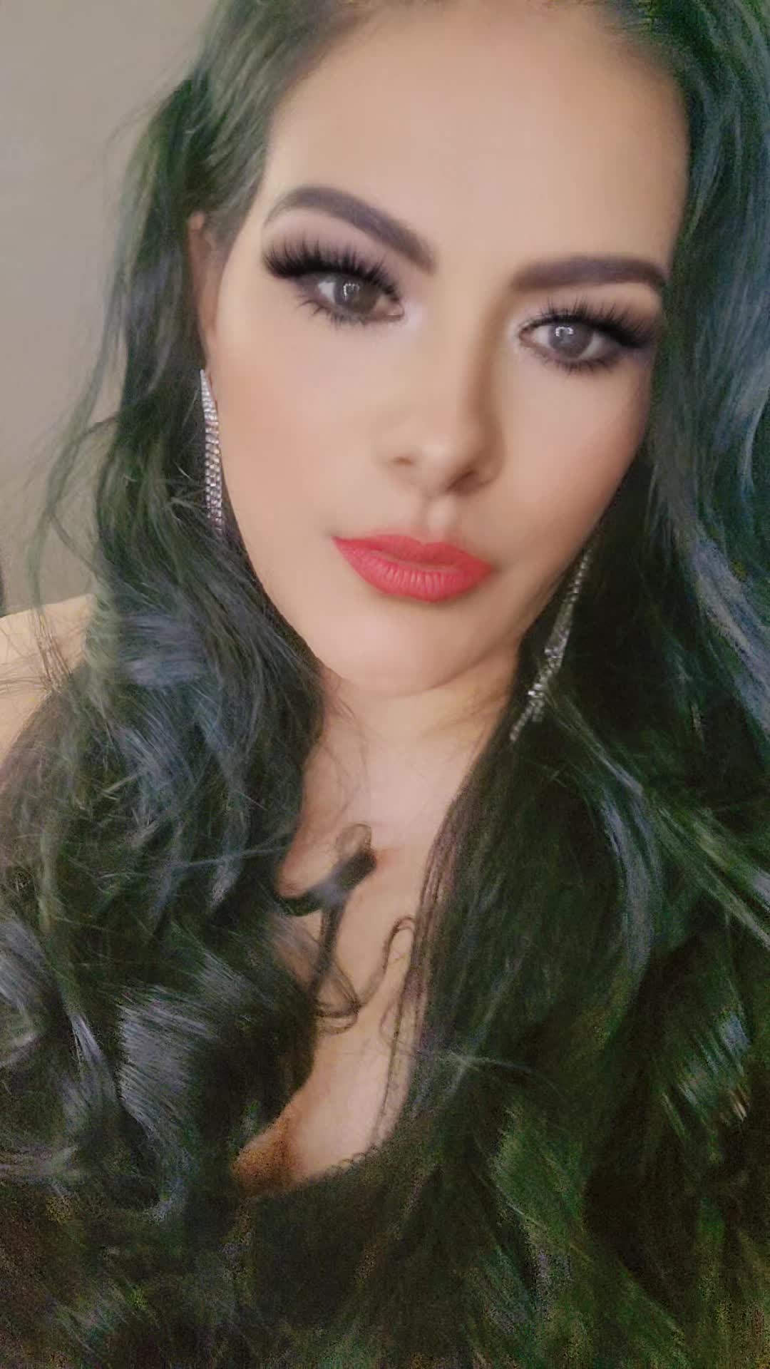 @Oriana sanchez ๐๐ฉต๐๐ค