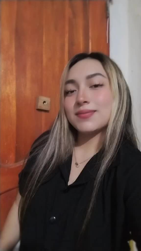 @Melanie Choez🌼✨