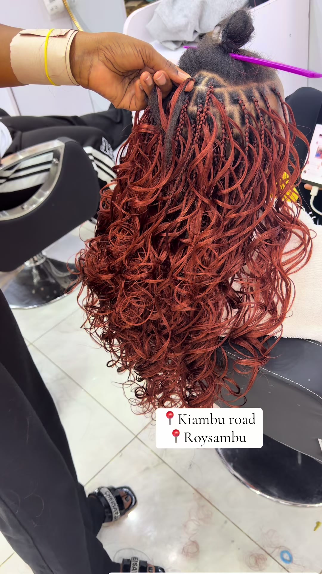 @GEECURLY SALON
