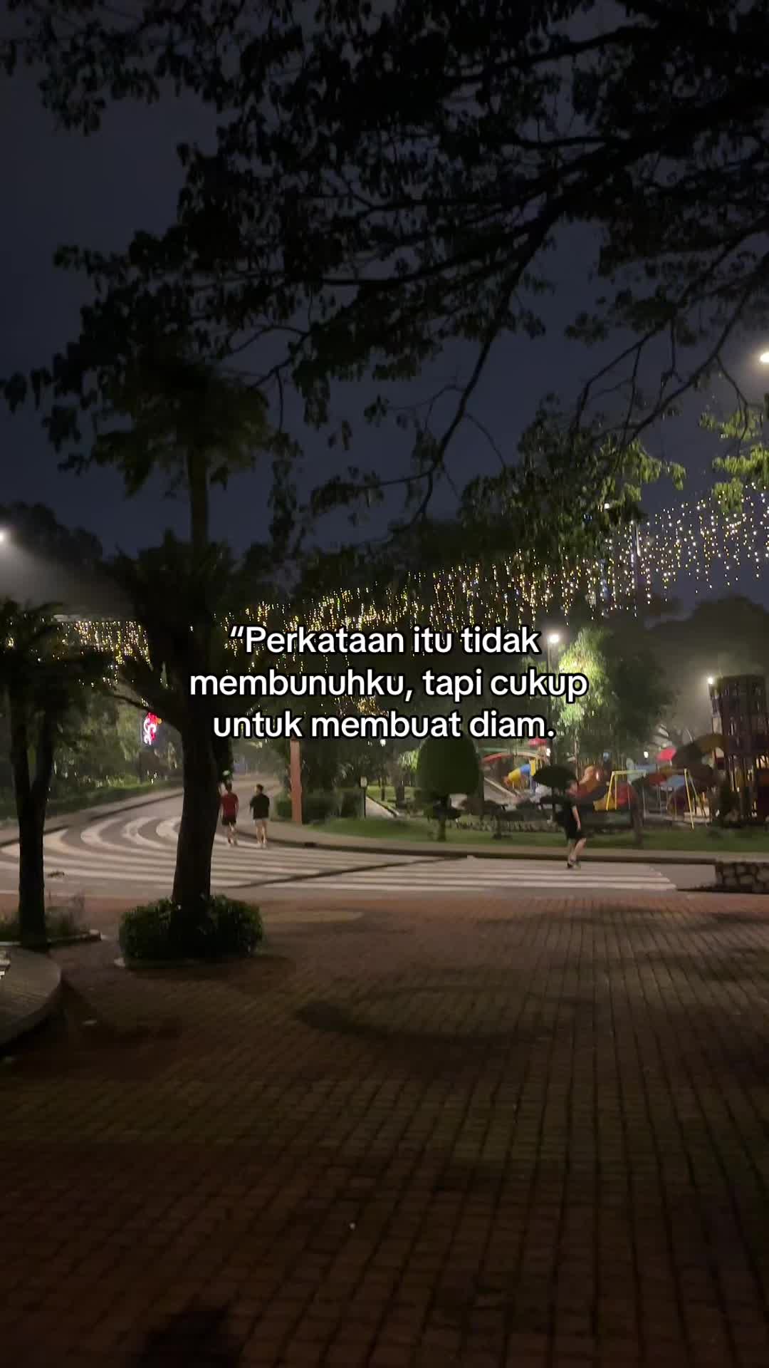 @𝘼𝙠𝙪 𝙥𝙪𝙩𝙧𝙖 :)
