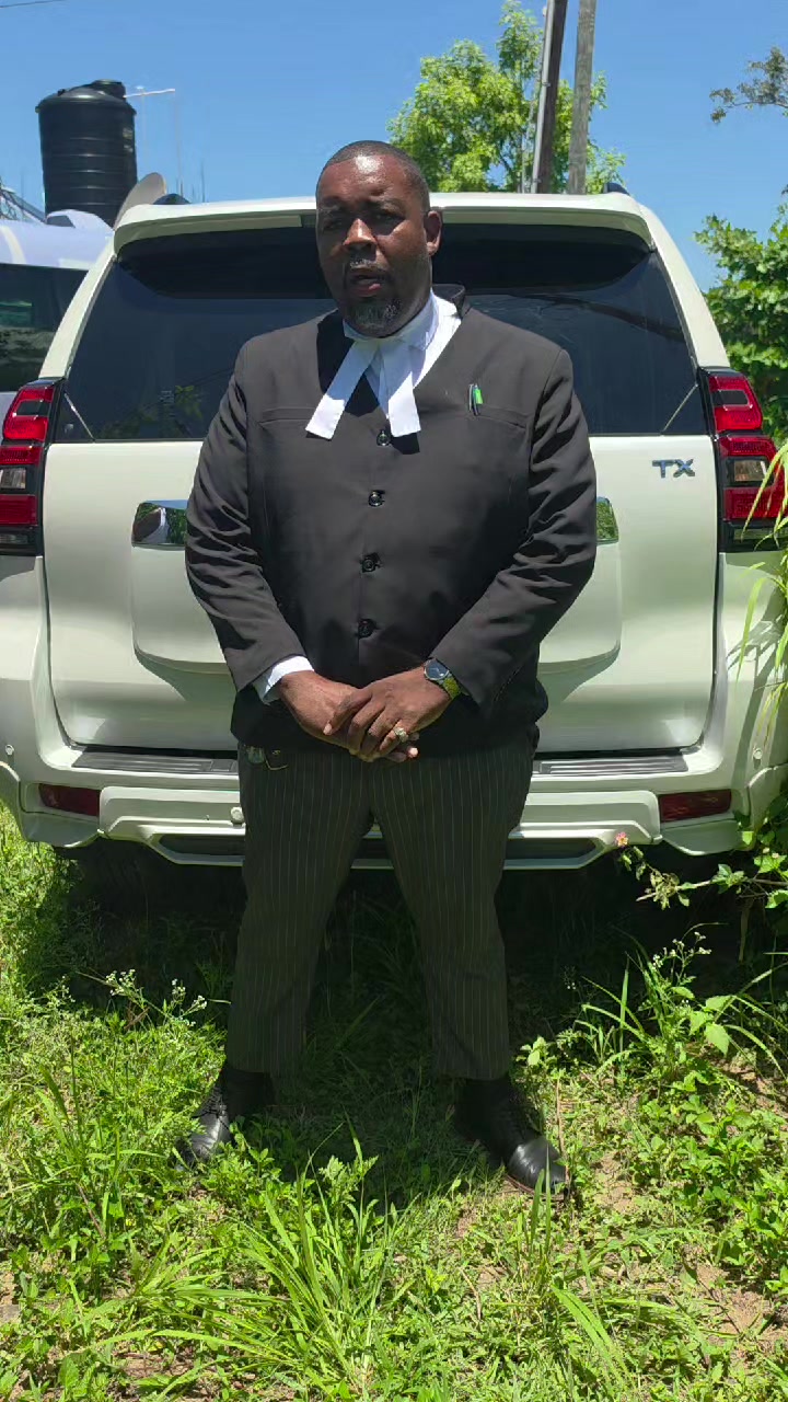 @Donnovan Collins Attorney