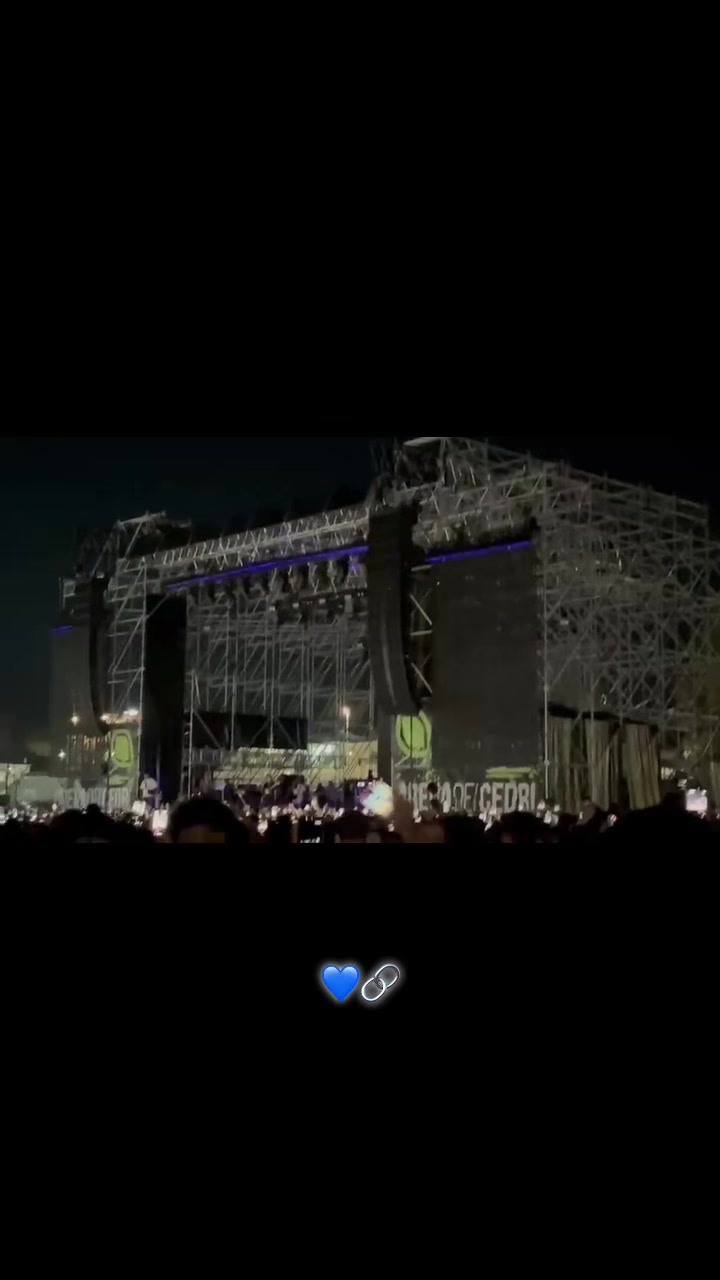 @auroo_015
