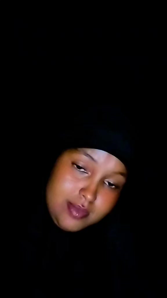 @dhashi reer  ayaanle