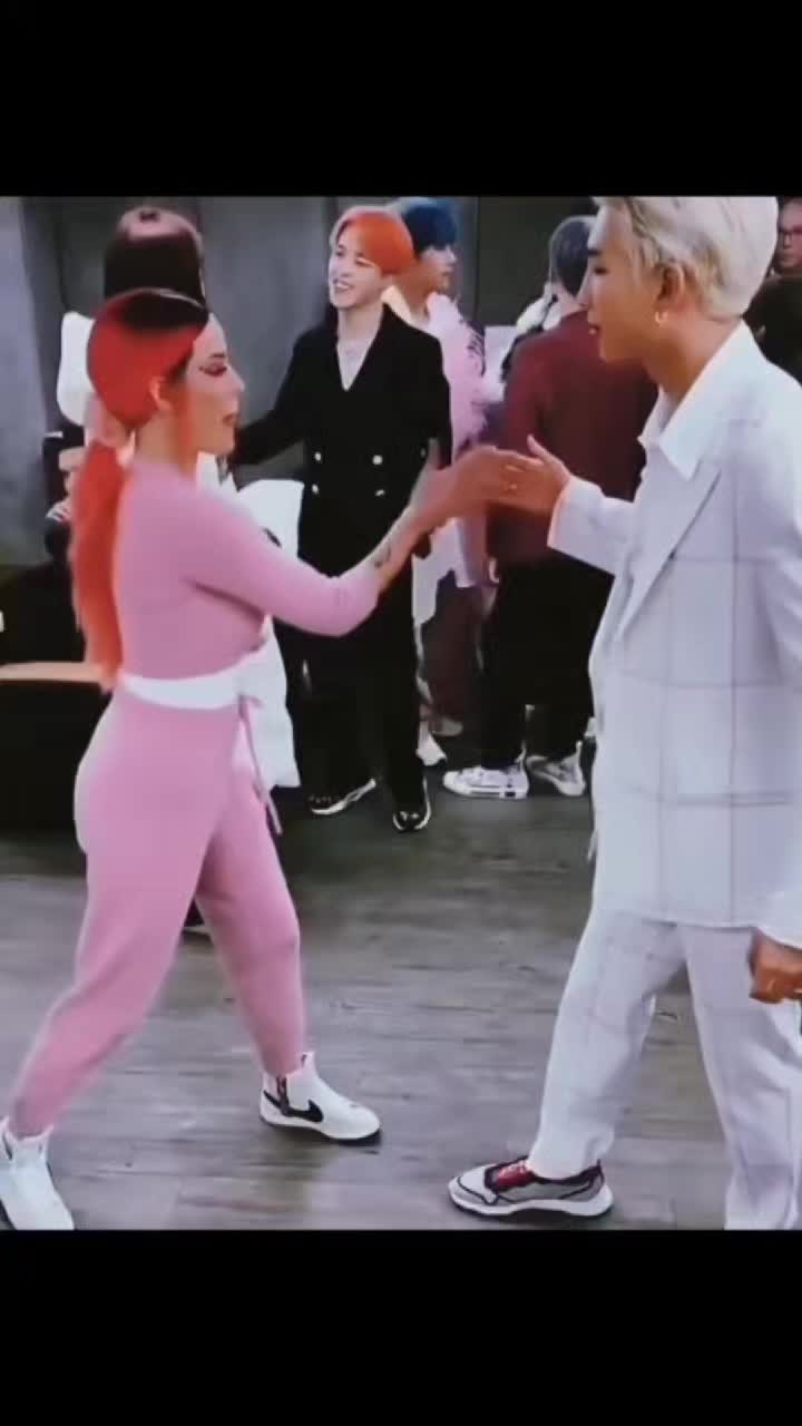 @minimoni