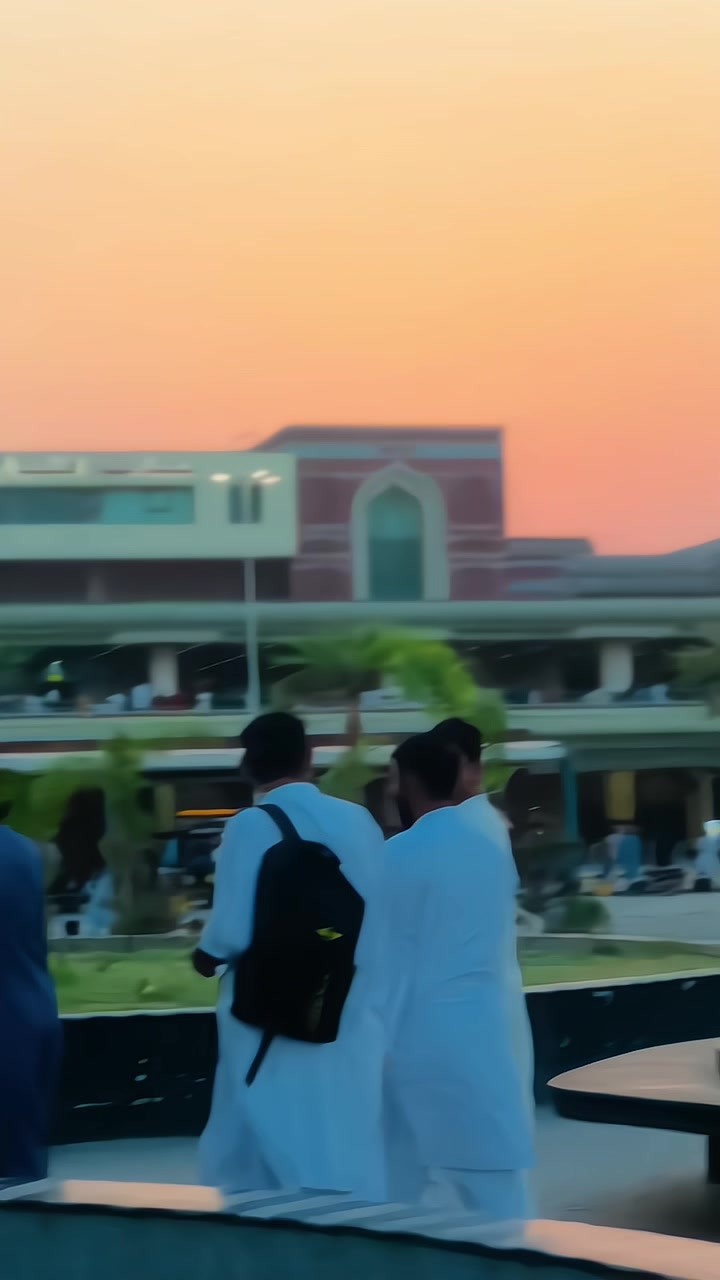 @ڈھکو بادشاہ👑