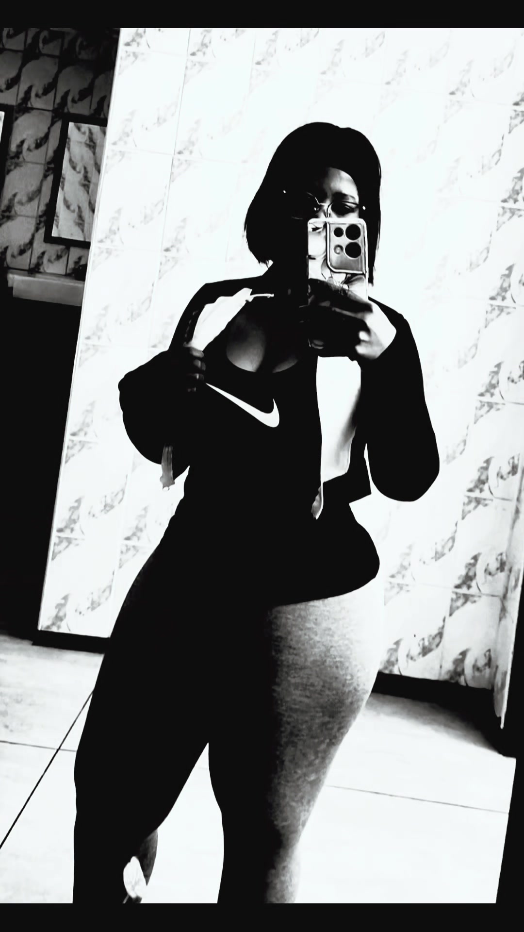 @mphofelicia