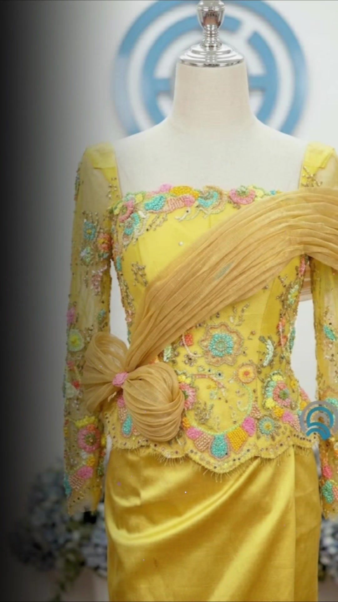 @Nearsa Fashion Design