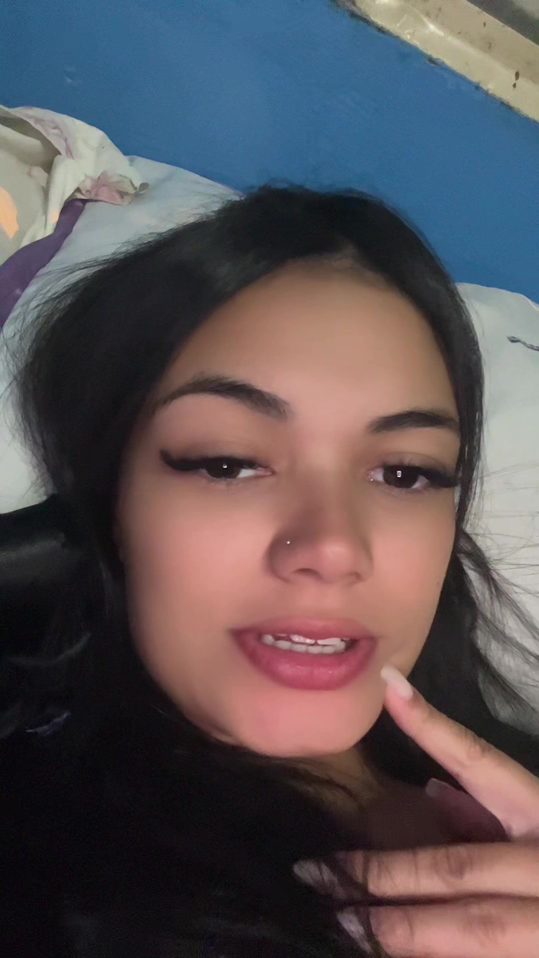@Anna Laura