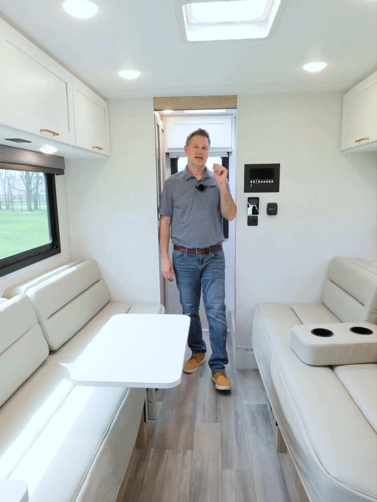 @Thor Motor Coach