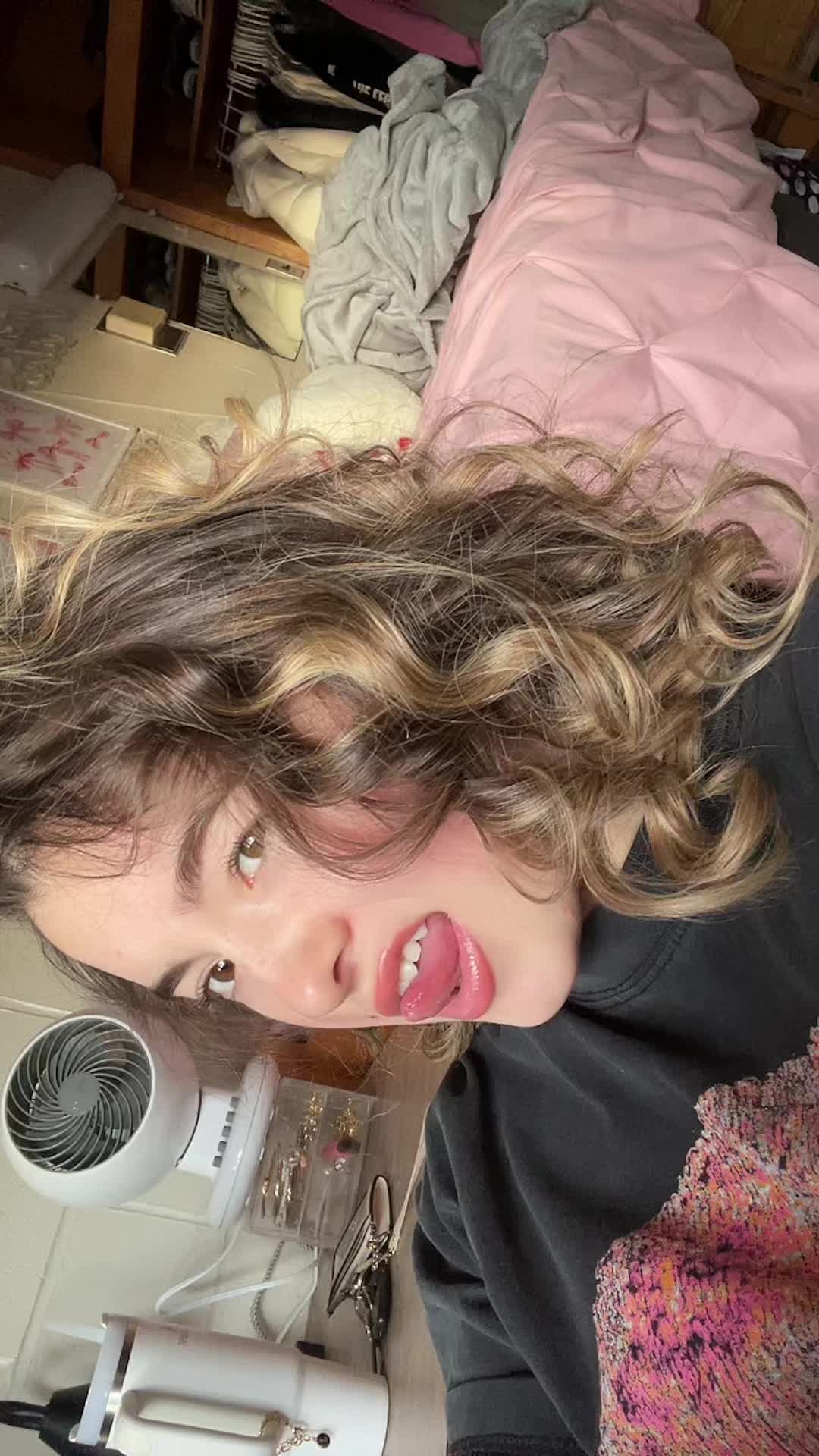 @leyla💕💖💞💝💗